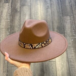 Brown Wide-Brim Hat with Snake Print Band